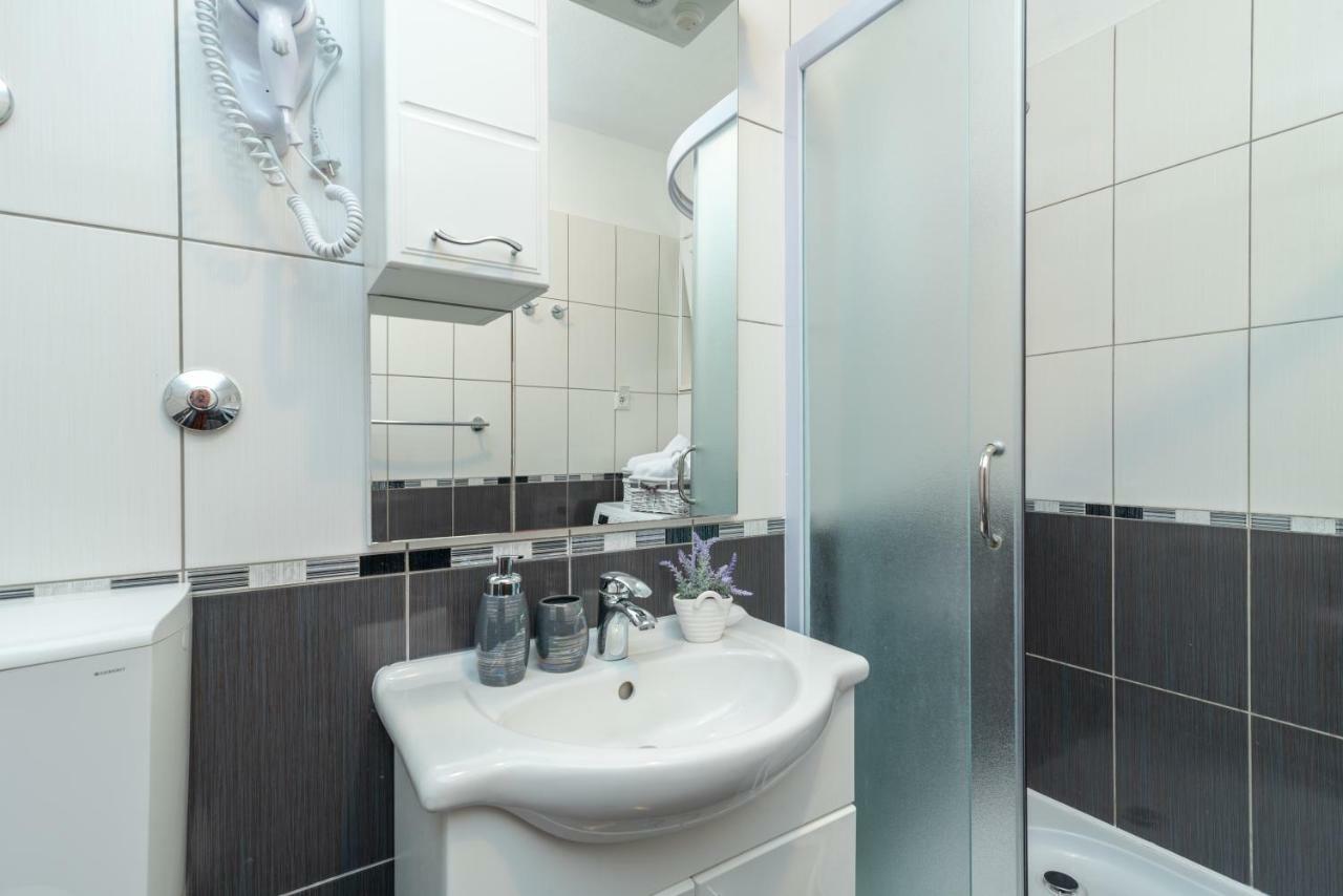 סגט ווראנייצה Apartments Villa Jelena מראה חיצוני תמונה